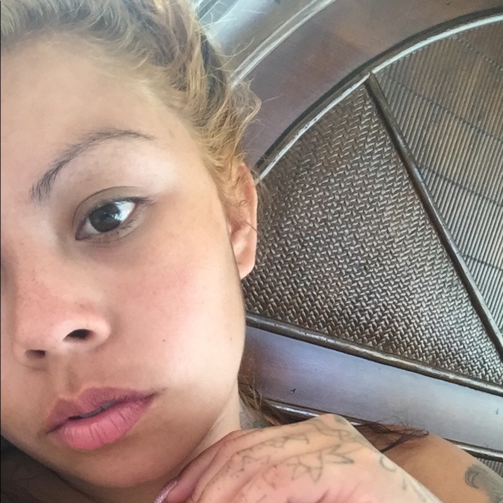 Meet your Posher, Jacqueline